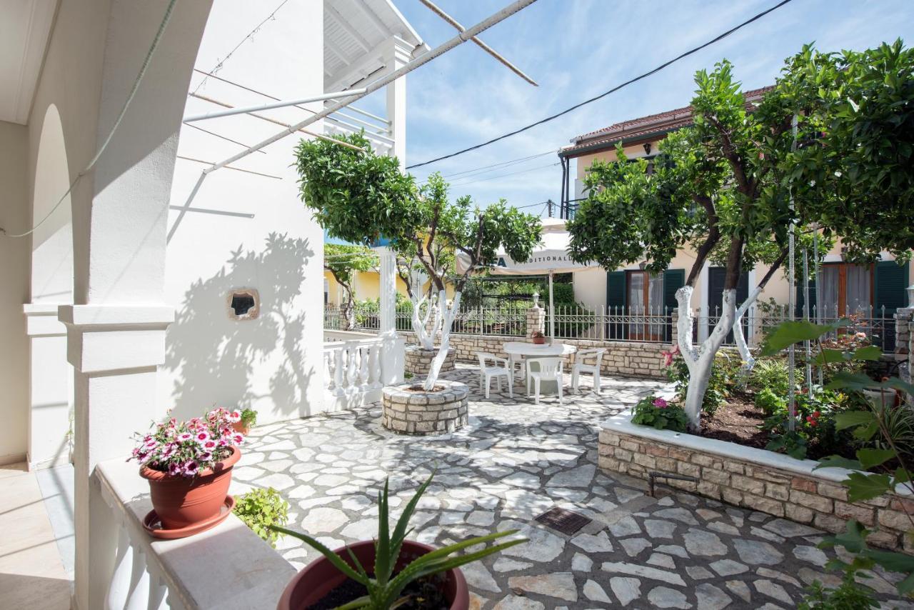 Apartamento The Orange Garden Kassiopi Exterior foto